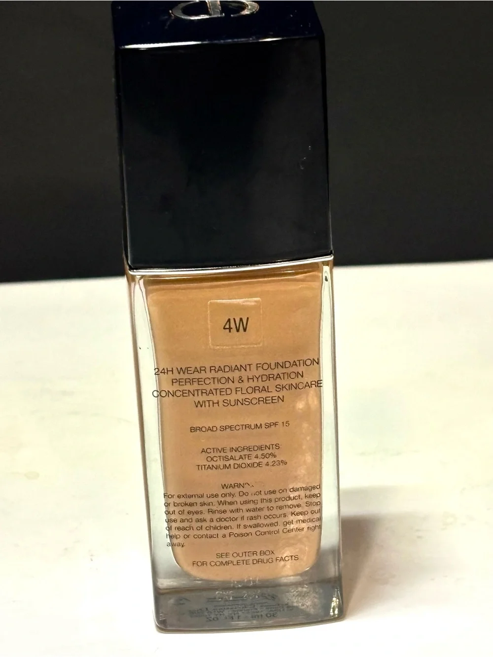 Dior Forever 4W Skin Glow Foundation